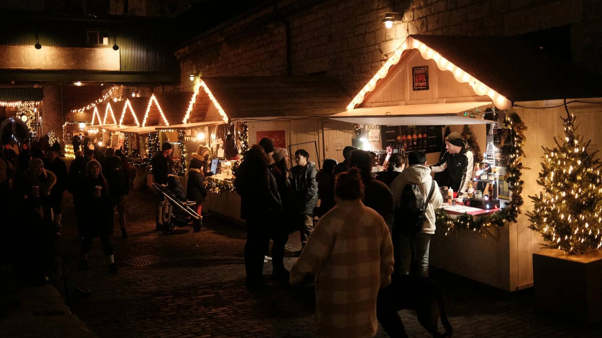 Turku Christmas market scene with festive stalls and warm lighting